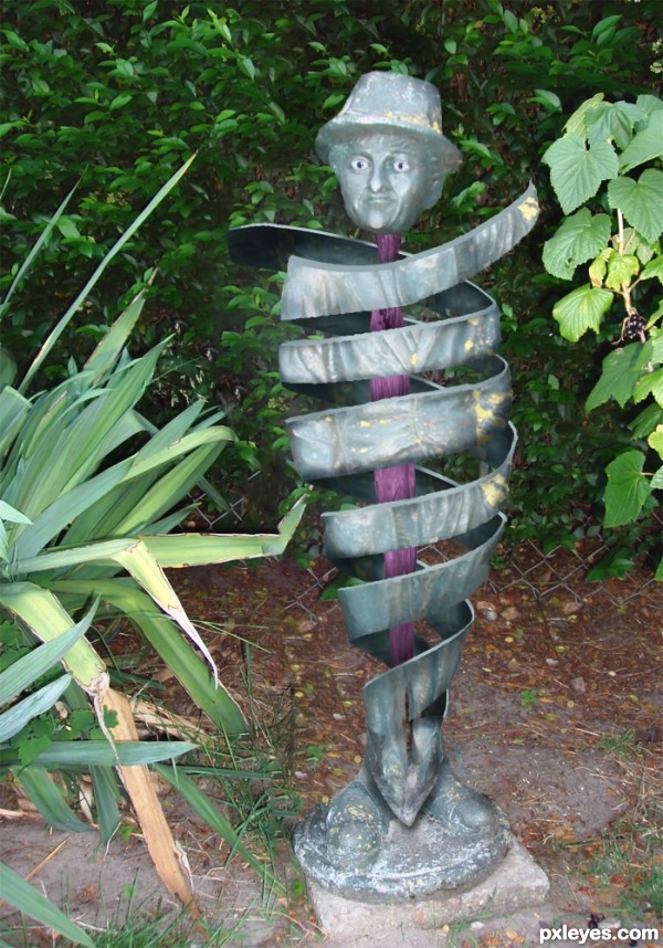 Ribbon Statue